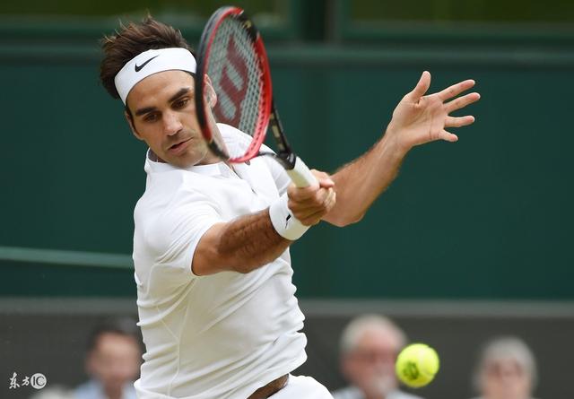 九游体育官网-利物浦在比赛中受伤退赛，费德勒主帅表示担忧